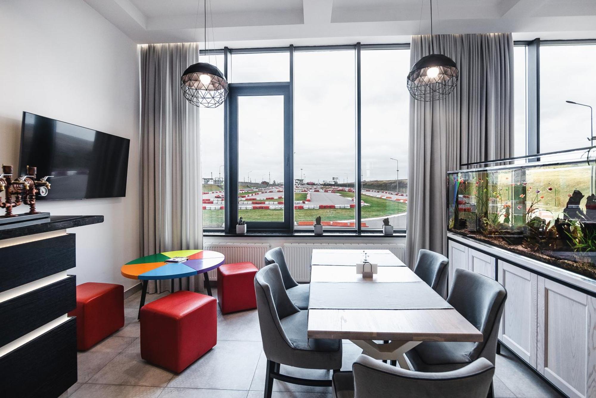 Otto Hotel-Restaurant Rivne Bagian luar foto