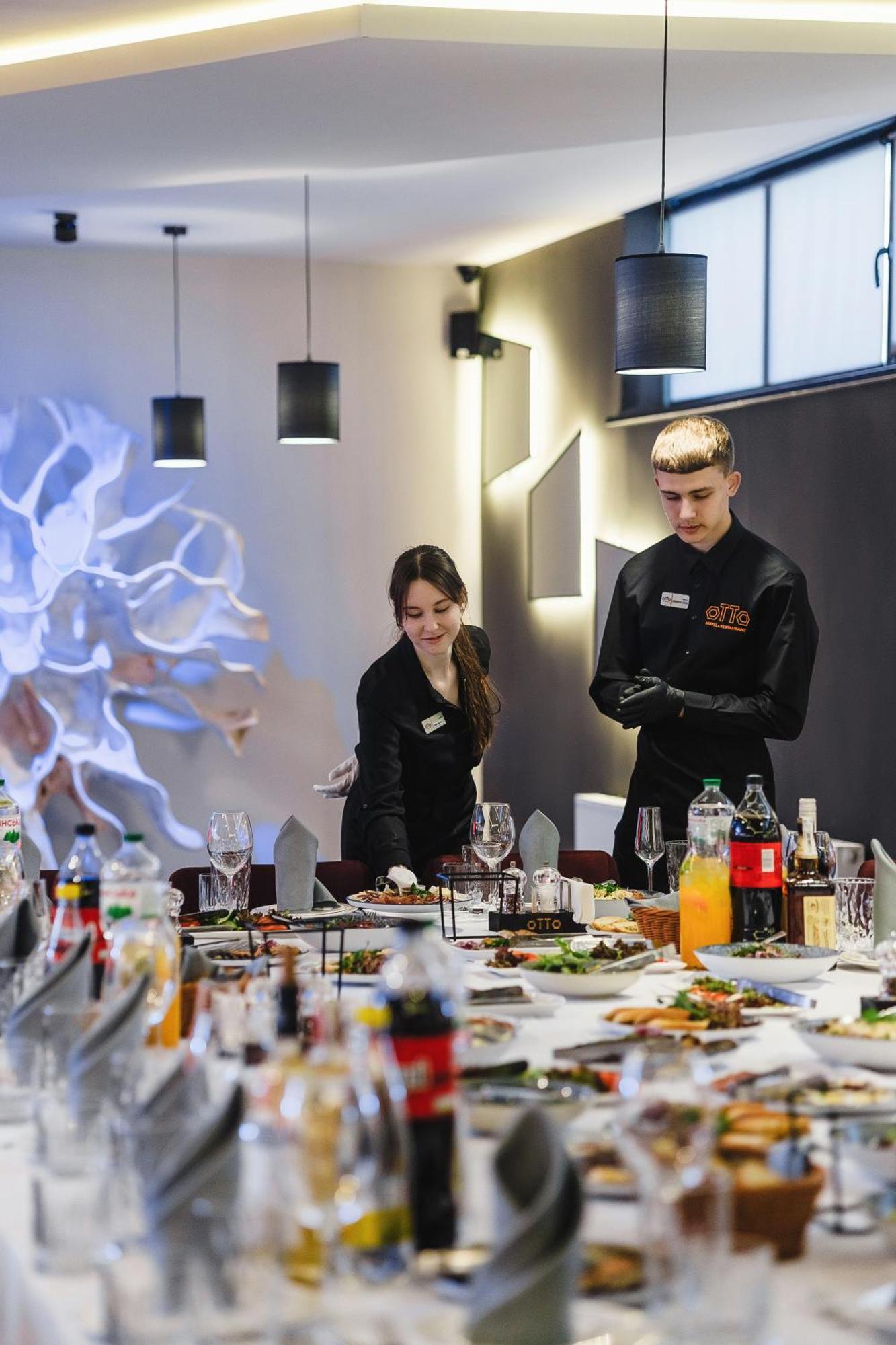 Otto Hotel-Restaurant Rivne Bagian luar foto
